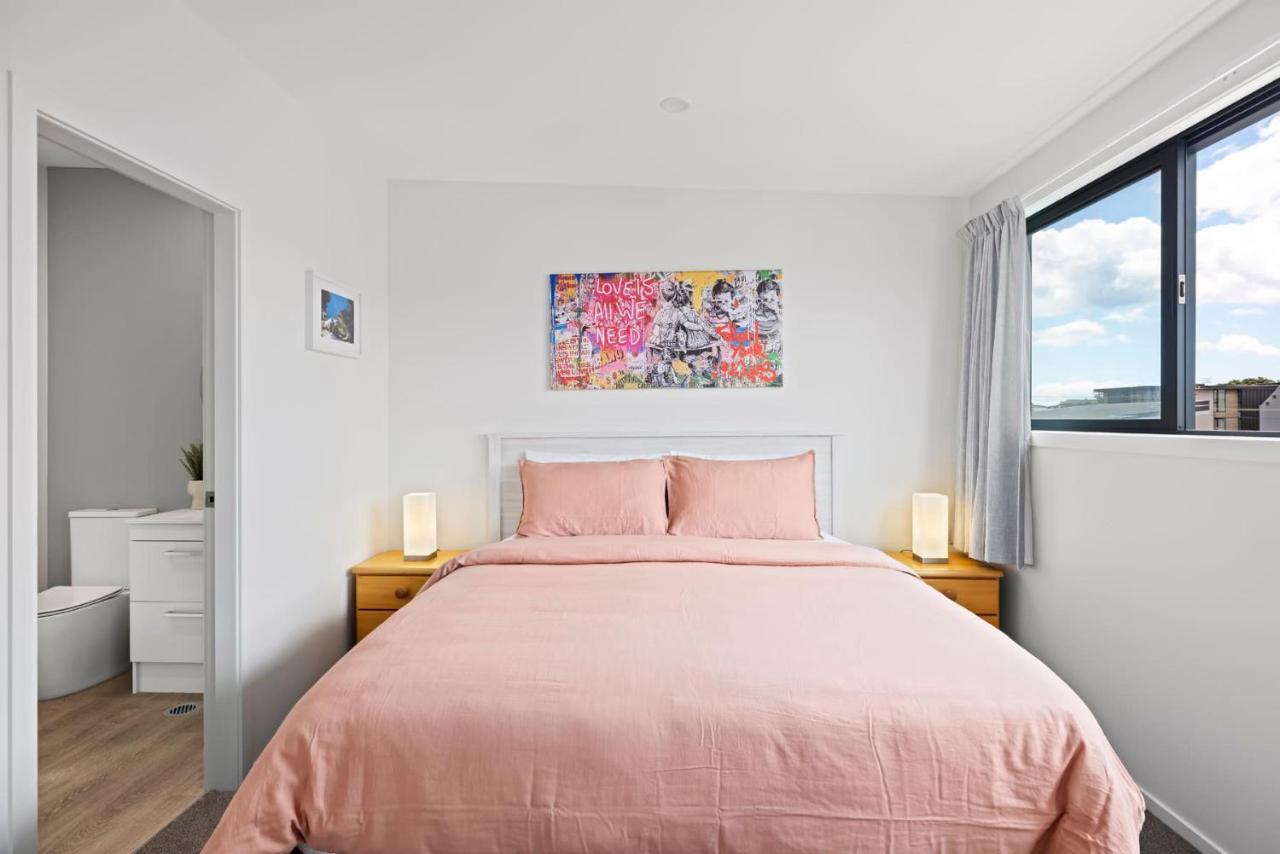 Seaside Serenity At Bask Retreats Mount Maunganui Exterior photo